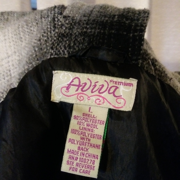 Plaid Jacket - Picture 4 of 4